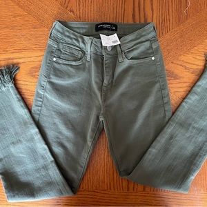 Just Black Denim Green Jeans NWT